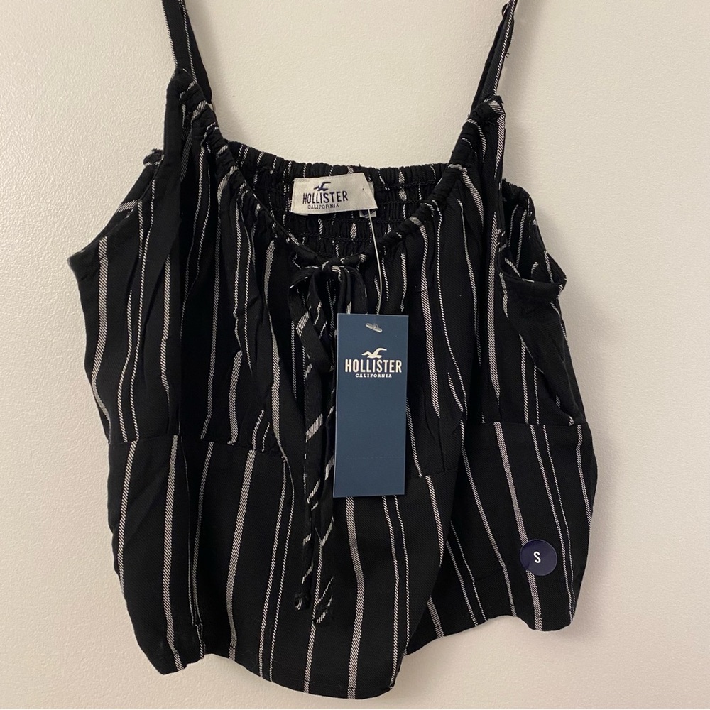 NWT Hollister cropped tie-front striped tank top
